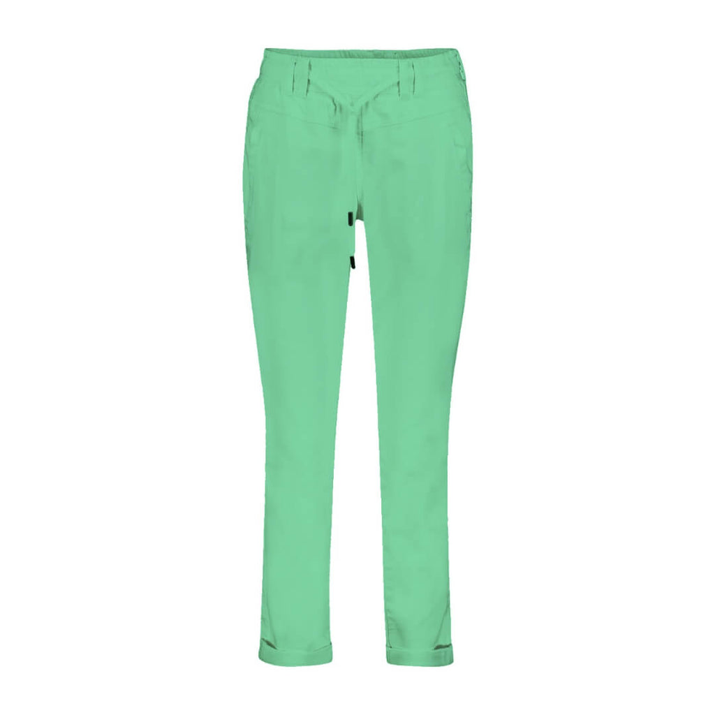 Red Button Tessy Crop Jogger in Summergreen. Made with 77% cotton, 22% recycled polyester, and 1% elastane, these joggers offer a comfortable fit 